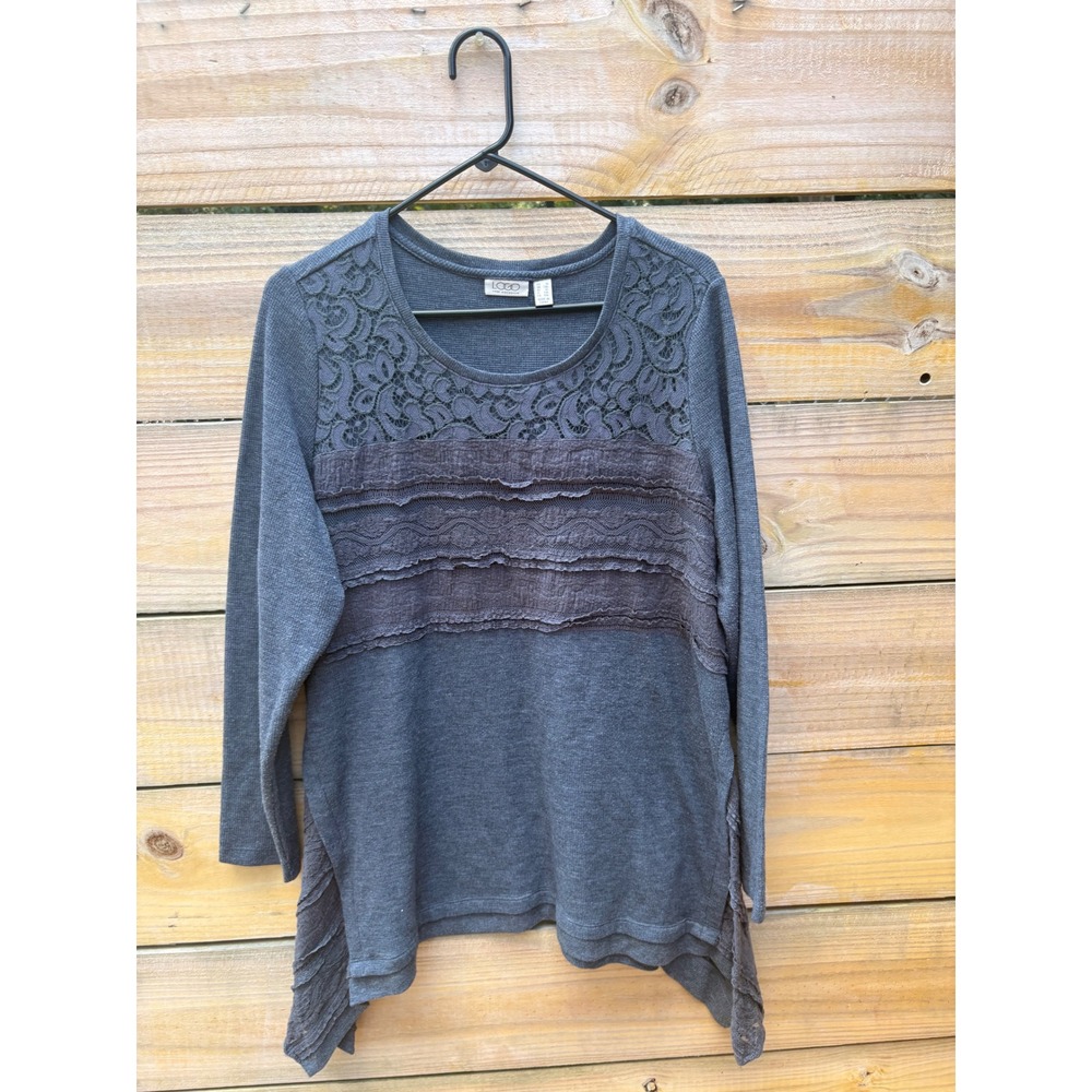 LOGO Lori Goldstein Gray Waffle Knit Lace Sharkbite Hem Top 1X Long Sleeve